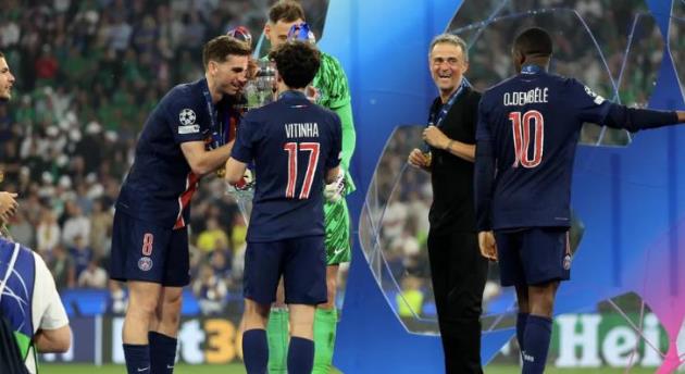 PSG vô địch Champions League: Bài học cho Barcelona và Hansi Flick
