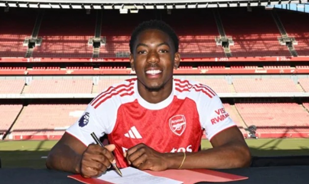 Arsenal trói chân tài năng trẻ Lewis-Skelly, phá tan giấc mộng của Real Madrid