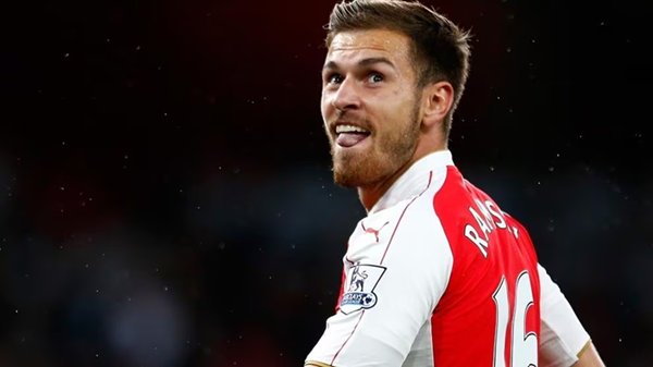 Aaron Ramsey: Từ chối Sir Alex Ferguson, lựa chọn Arsenal và hành trình sự nghiệp đáng nhớ