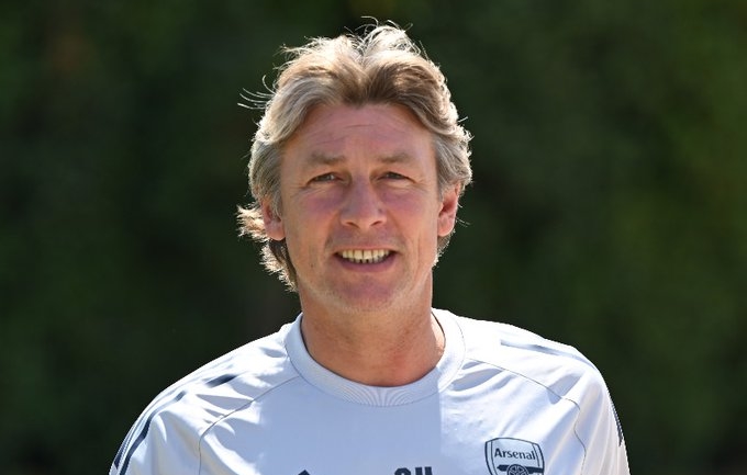 Huyền thoại Gabriel Heinze gia nhập ban huấn luyện Arsenal, mở ra kỷ nguyên mới cho Pháo thủ